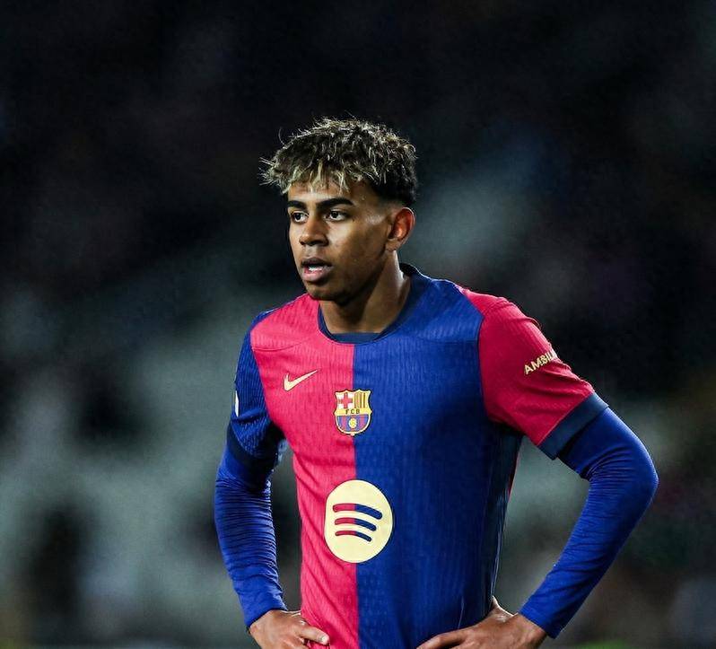 佩杜拉：米兰尚未敲定迈尼昂续约，后者仍然可能在赛季末离队